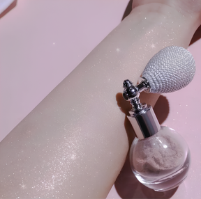 ILUMINADOR EM SPRAY ALTA QUALIDADE SRA BEAUTY ROSE, PRATA E DOURADO